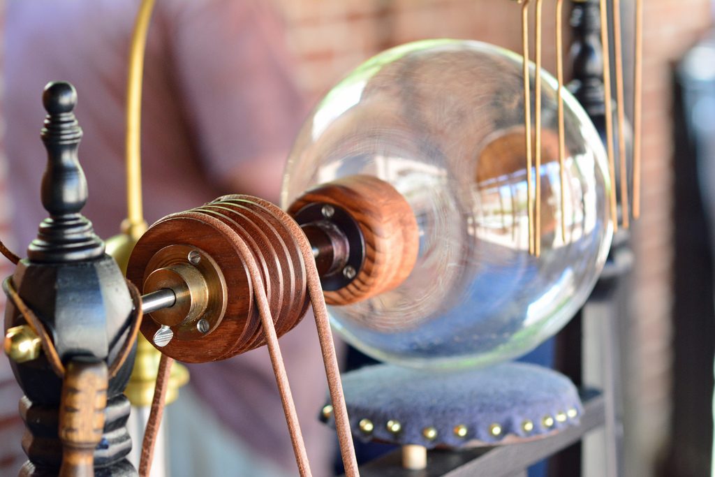 Benjamin Franklin's Electrostatic Machine Invention Benjamin Franklin experimented with many things, including the power of compound interest. Pictured, Franklin's Electrostatic Machine, an invention which led to his creation of the lightning rod.